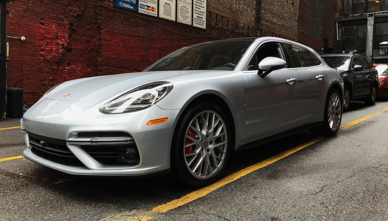 Illustration for article titled What Do You Want To Know About The 2018 Porsche Panamera Turbo Sport Turismo?